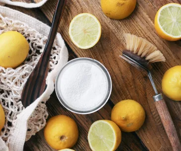 8 natural cleaning products you can make at home