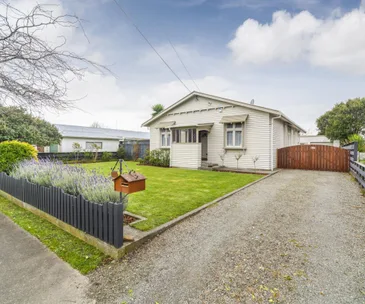 This tidy Highbury family home for sale ticks all the boxes