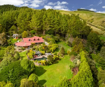 This incredible Pauatahanui property for sale has a retreat-like feel