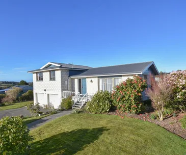 Enjoy sunny sea views from this 3-bedroom home for sale