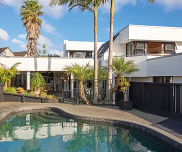 This spacious Half Moon Bay family home is in zone for Macleans school