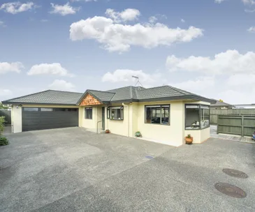 Enjoy low-maintenance living at this modern Terrace End townhouse