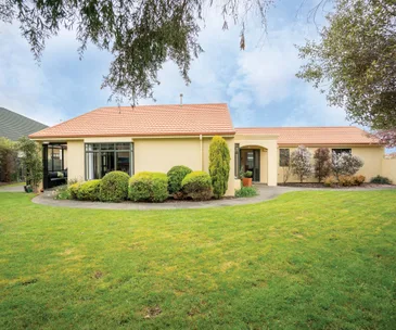 Enjoy relaxed family living in this stylish home in Milson