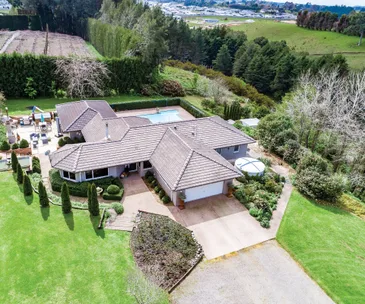 This stunning Tauranga property balances rural living with city convenience