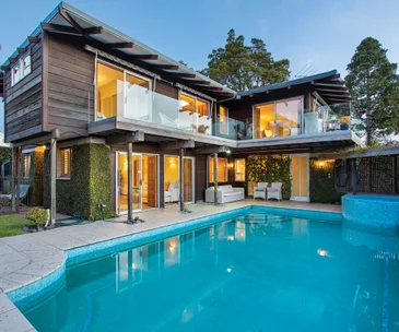 Enjoy great family living in an excellent location at this Remuera home