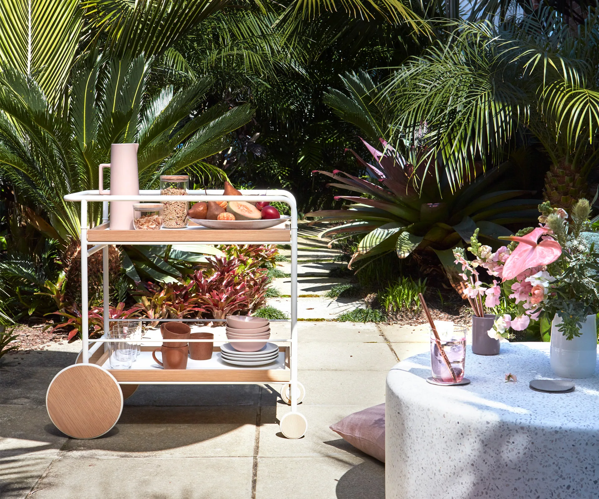 3 outdoor settings to take you from brekkie in the sun to dinner alfresco