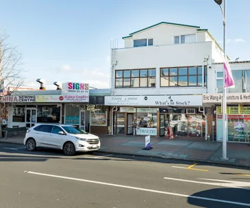 This building for sale in Papakura offers the perfect opportunity to invest