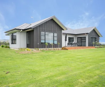 Now’s your chance to own this enviable lifestyle property in Aokautere