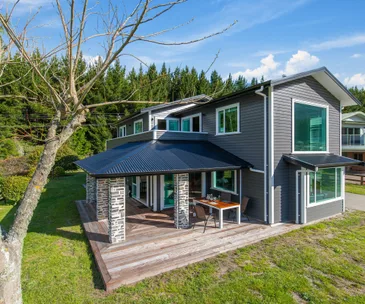 This sun-filled Motuoapa home for sale offers immaculate living