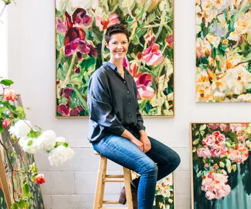 Anyone who loves floral paintings needs to know about Katherine Throne