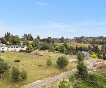 This quality lifestyle block in Fairfield comes filled with potential