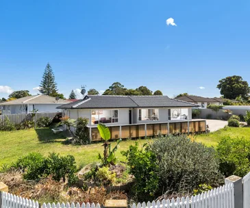 This fantastic family home for sale in Mangere East will tick all your boxes