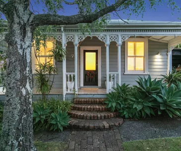 This 1900s cottage in Parnell for sale comes with a spacious backyard