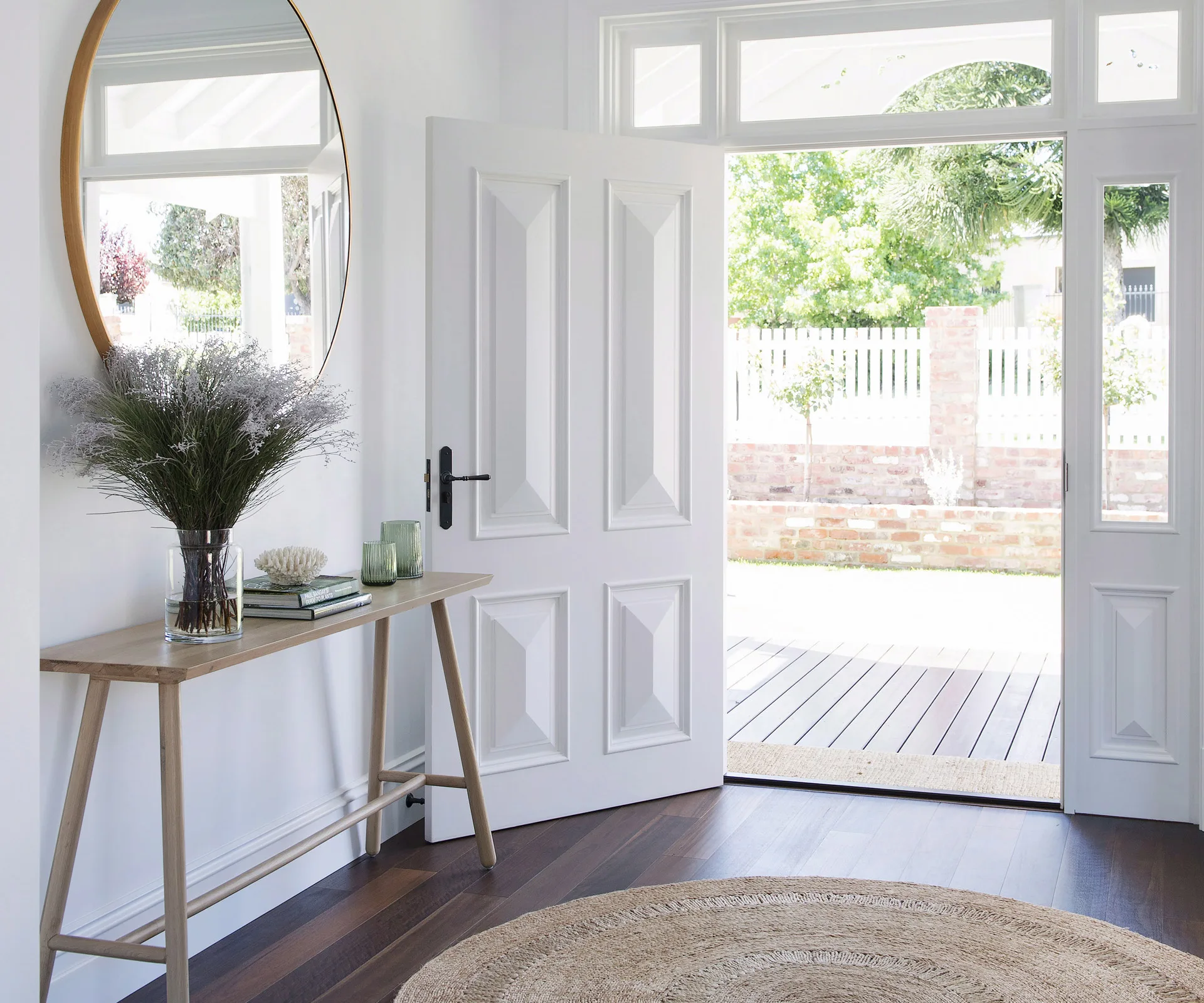 How to work with a white interior