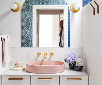 This luxurious ensuite proves you can go bold in a small space