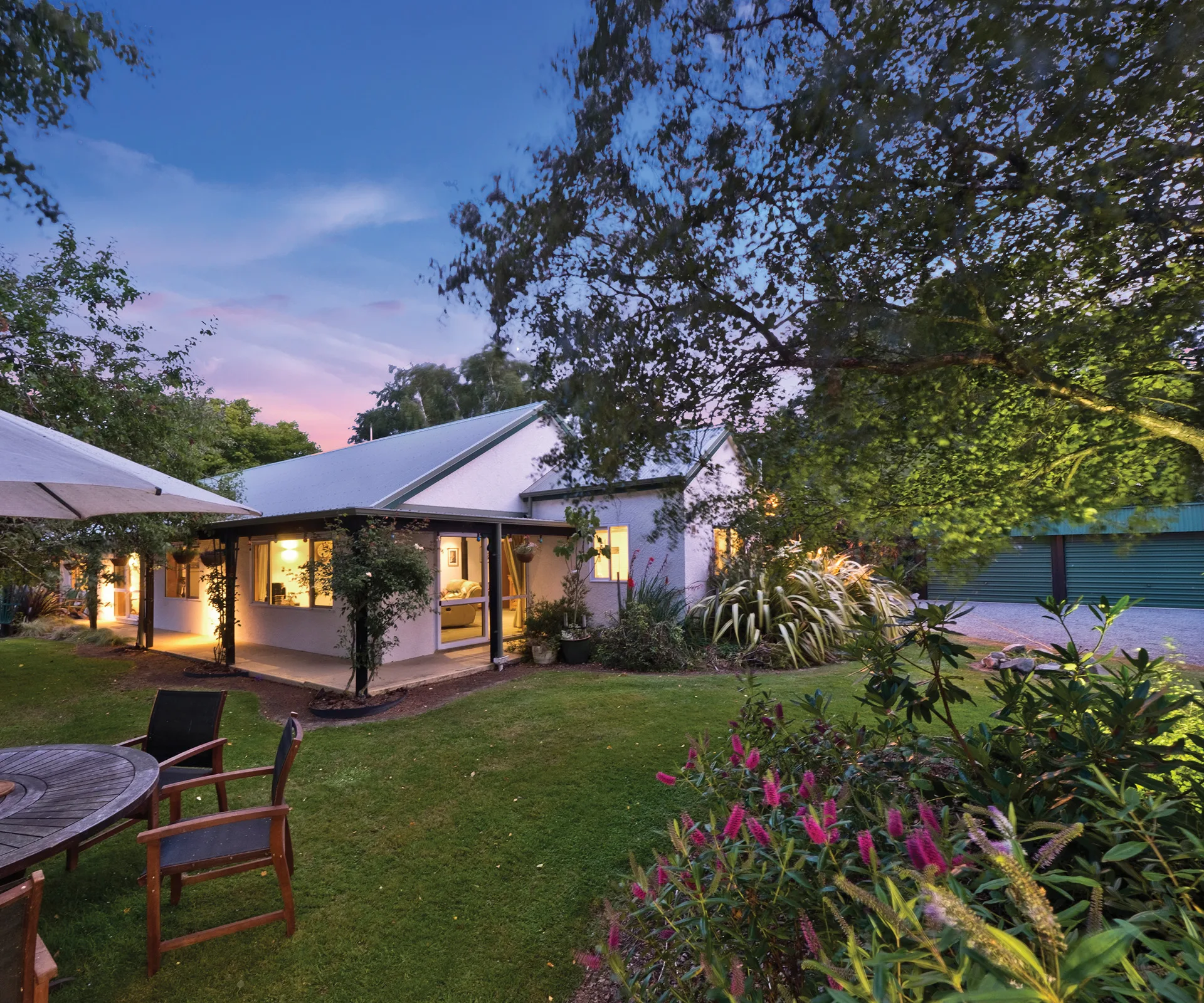 This charming lifestyle block for sale offers soul soothing serenity