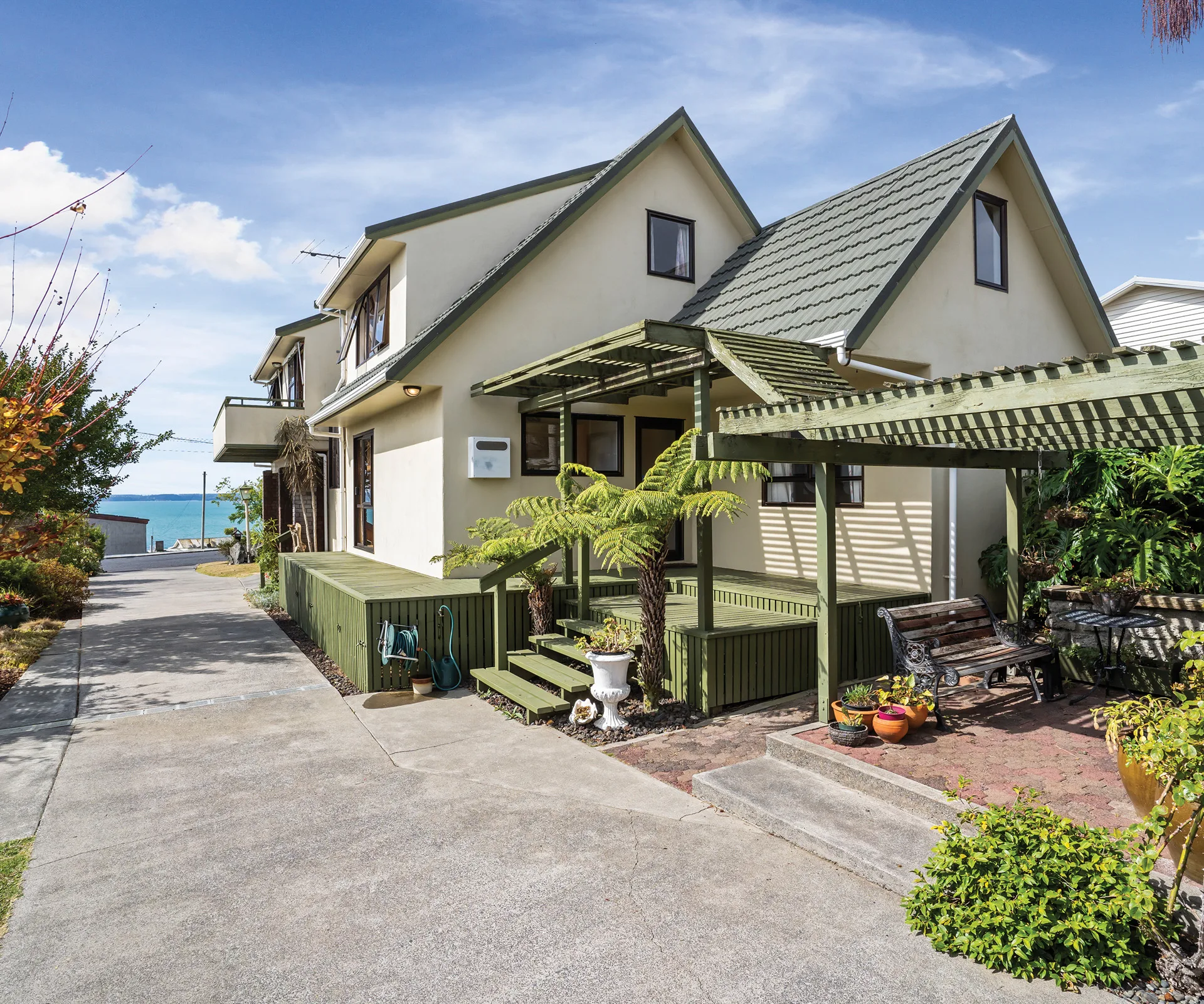 This 4-bedroom home comes with stunning views and tonnes of potential