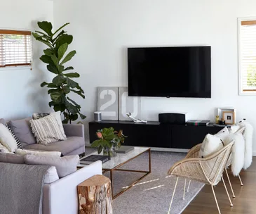 5 interior design shows we’re binge-watching on Netflix