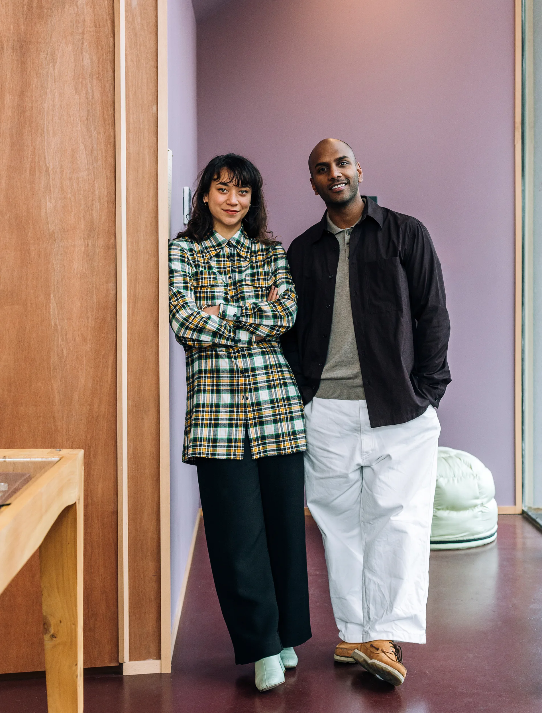 Kaukau store, Nadya and Prak