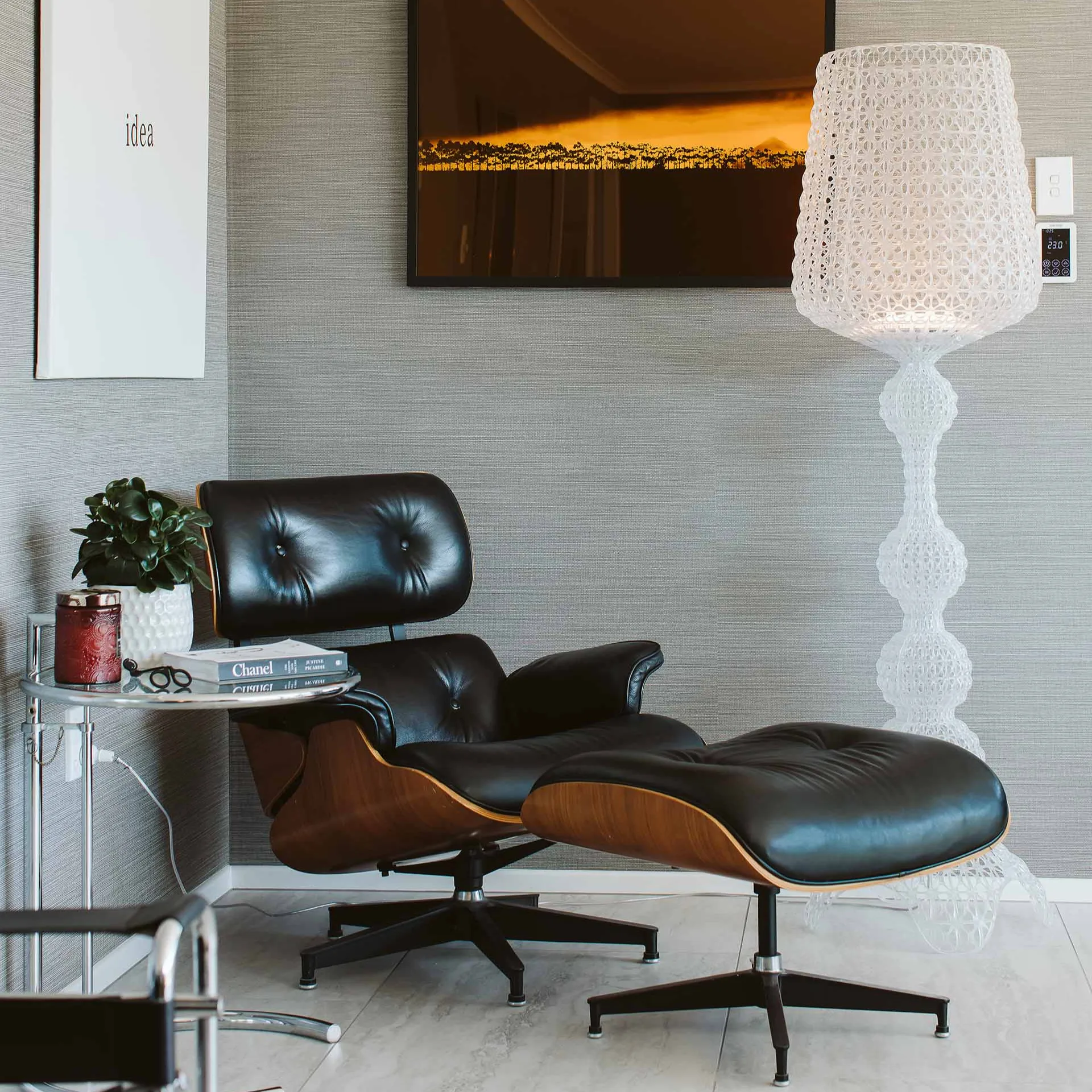 A ’70s house lacking in charm gets remodelled with hints of Mad Men