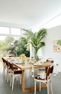 This modern coastal dream house is the perfect backdrop for a summer Christmas