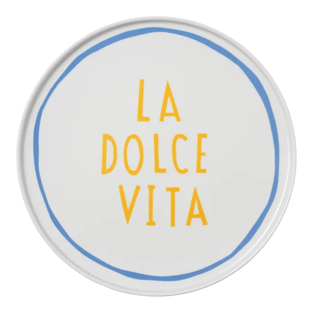 White plate with a blue rim and yellow text "La Dolce Vita" in the center.