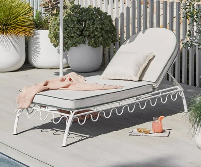 Shelly Steel Sun Lounge