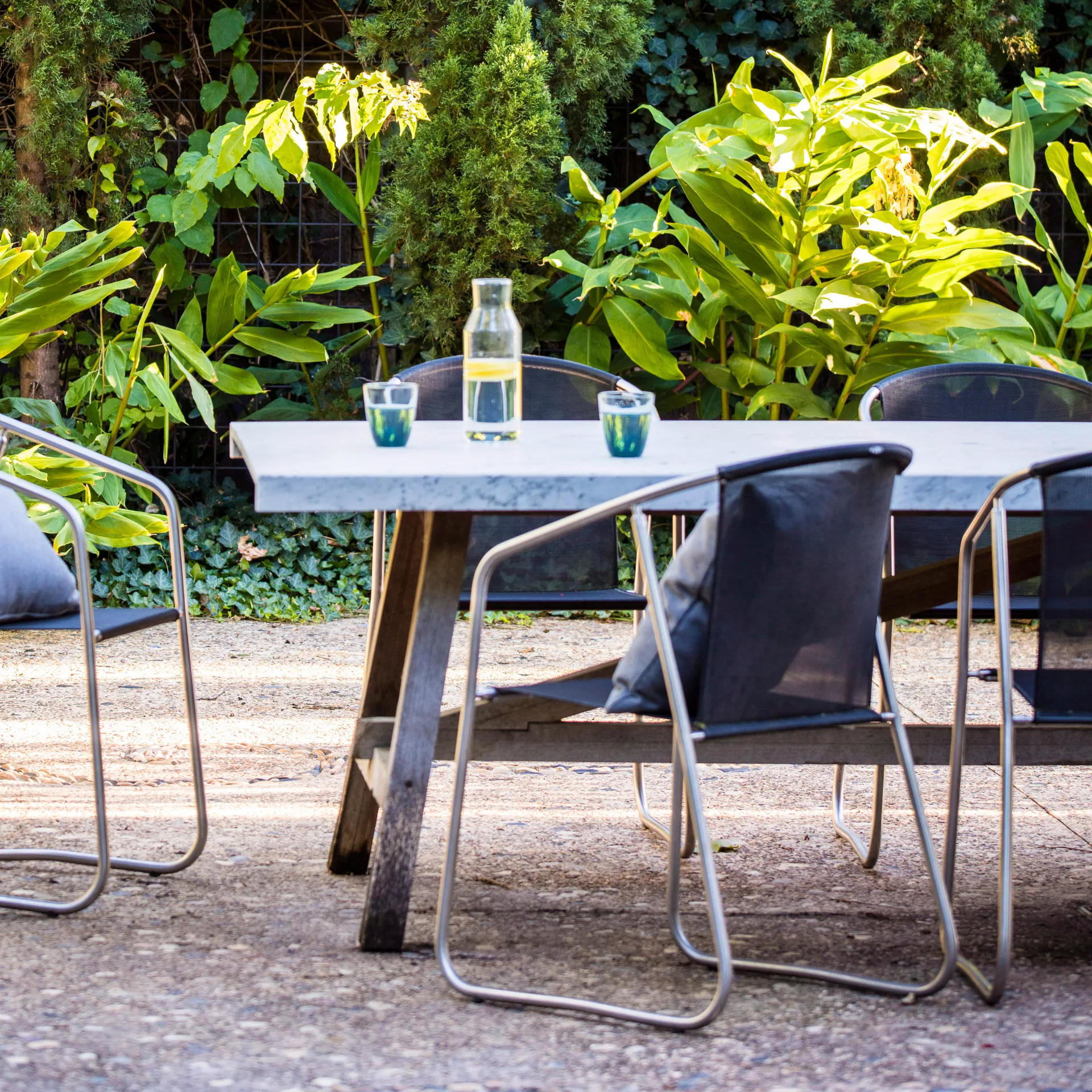 How to choose the best outdoor furniture for your space