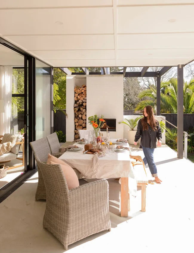 The outdoor dining area in the Pakuranga new-build