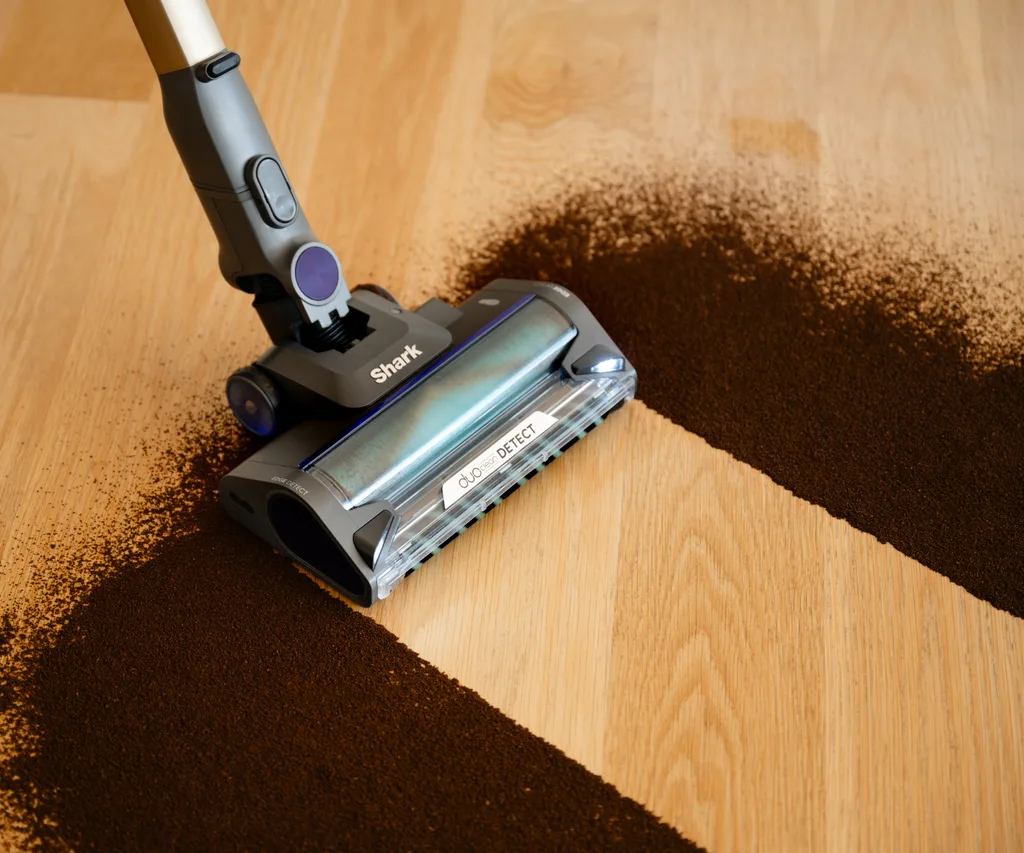 The Shark PowerDetect cleaning up dirt