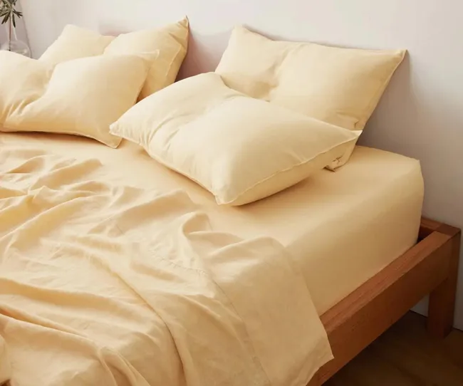 Butter yellow cooling sheets