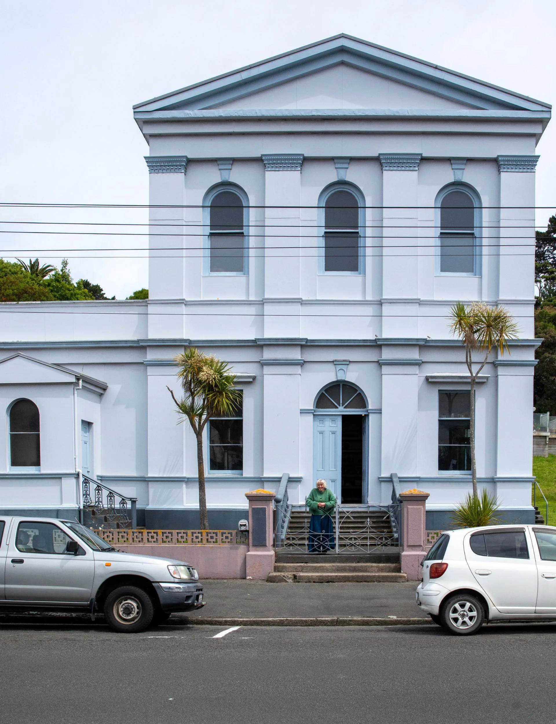 The exterior of the Whanganui lodge