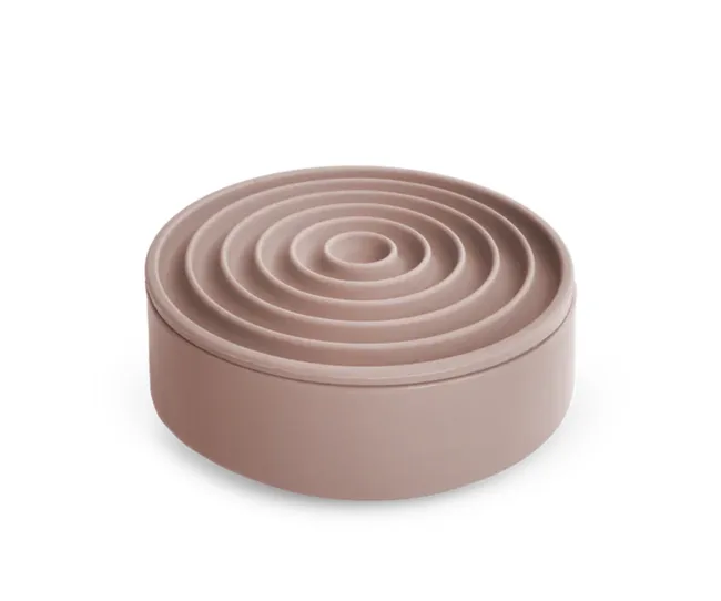 A pink dog's bento bowl