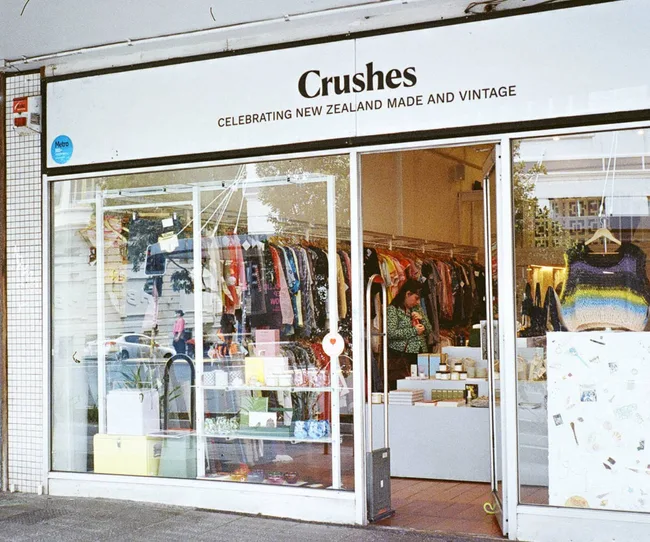 Outside Crushes in Auckland