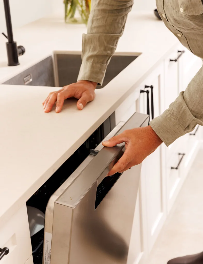 Liam with the Haier 600 Series Built-under Dishwasher
