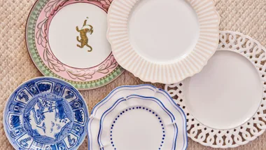 Beautiful dinner plates for everyday dining and entertaining