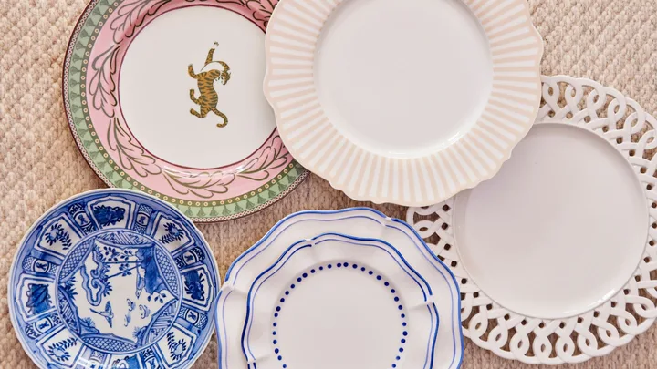 Beautiful dinner plates for everyday dining and entertaining