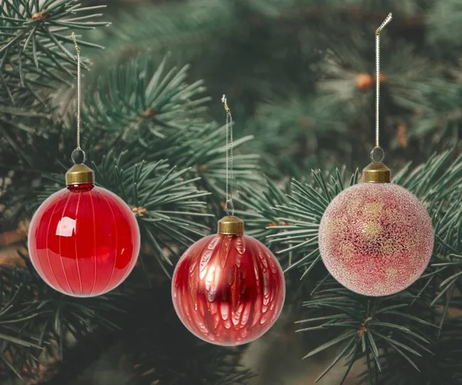 Red bauble Christmas decorations