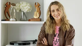 Kiwi country artist Kaylee Bell on balancing her international music career with home life