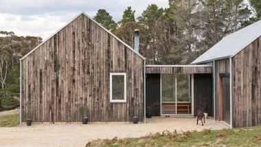 A sustainable, energy-efficient barn-style home in the bush