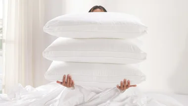 How to choose the right pillow for your sleep style