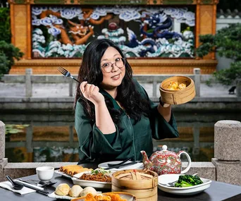 Jennifer Wong: ”The best way to dislodge a fishbone is to take yourself to a food court and get a $7 Chinese meal with a Coke”