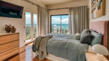 beachhouse airbnb with ocean views