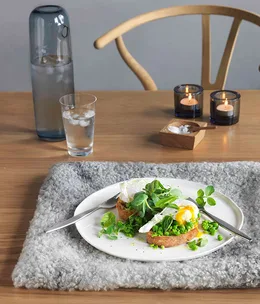 Crushed peas, basil and poached eggs on sourdough