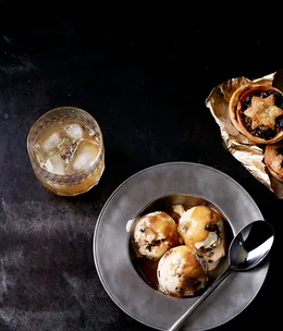 Mince pie ice-cream sundaes with hot buttered rum caramel