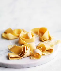Whole-egg pasta dough