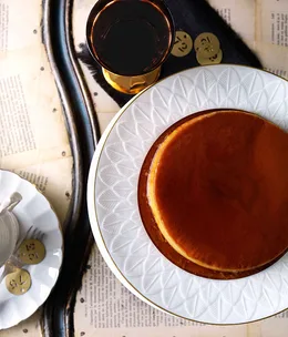 Cardamom crème renversée