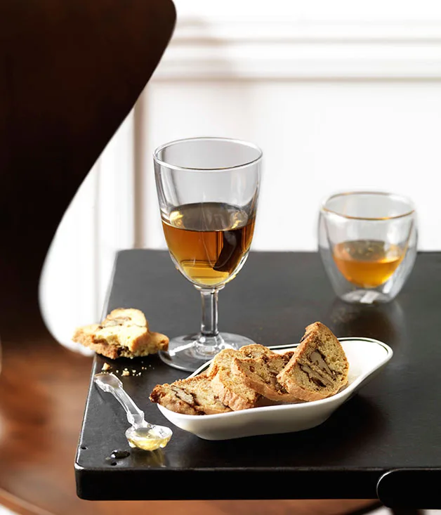 Honeyed walnut cantucci