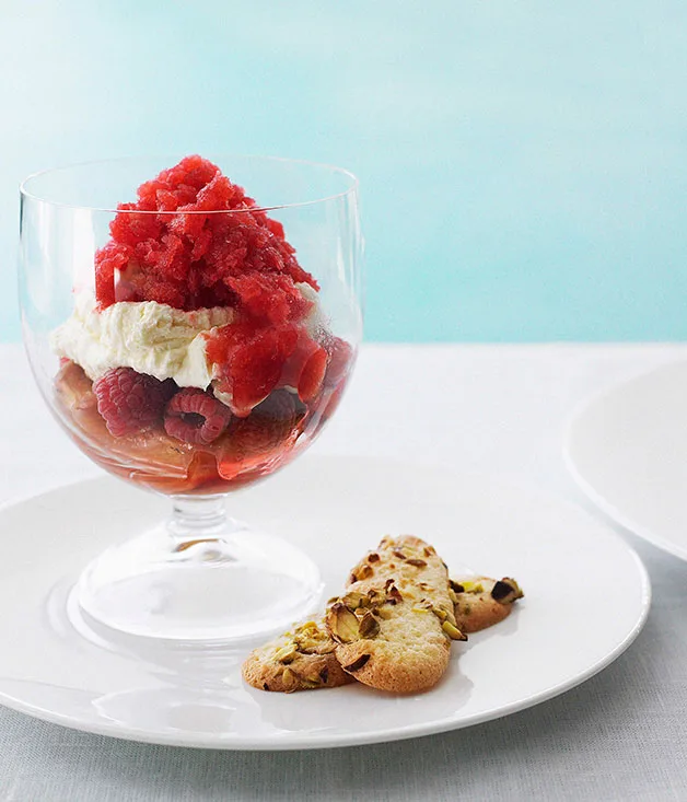 Peach and raspberry coupe