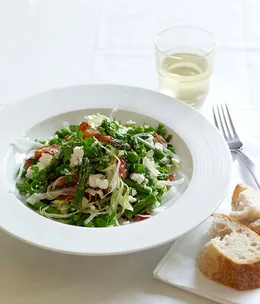 Goats’ cheese, asparagus, pea and pancetta salad
